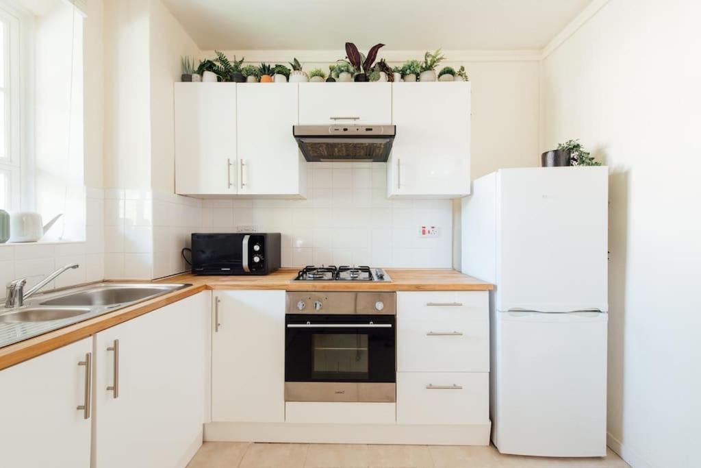 Charming 2 Bedroom Flat In The Heart Of Kings Cross, London Exterior photo